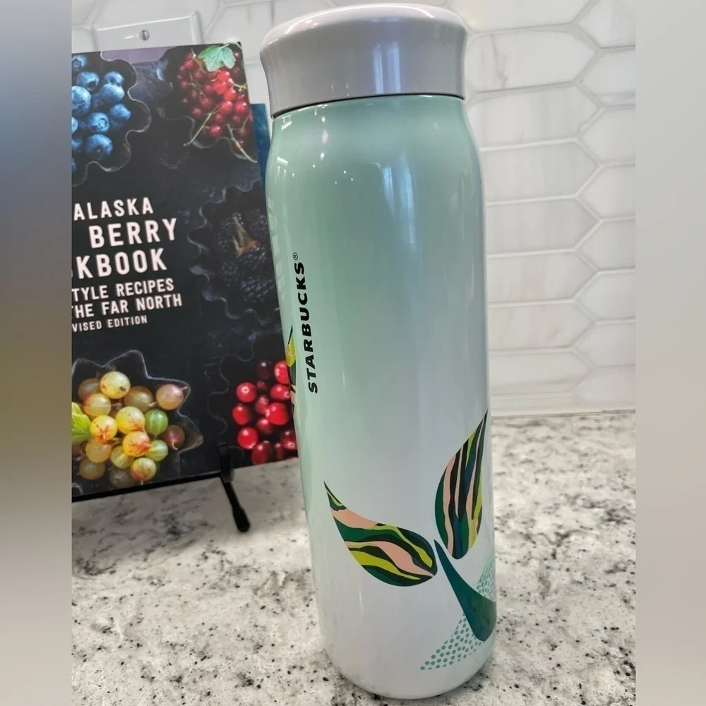 Starbucks 2024 Spring Siren SS Bottle. NWT. White to green ombre. NEW and HTF